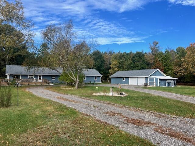 Branch, Michigan, 49402, United States, 5 Bedrooms Bedrooms, ,4 BathroomsBathrooms,Residential,For Sale,1986273