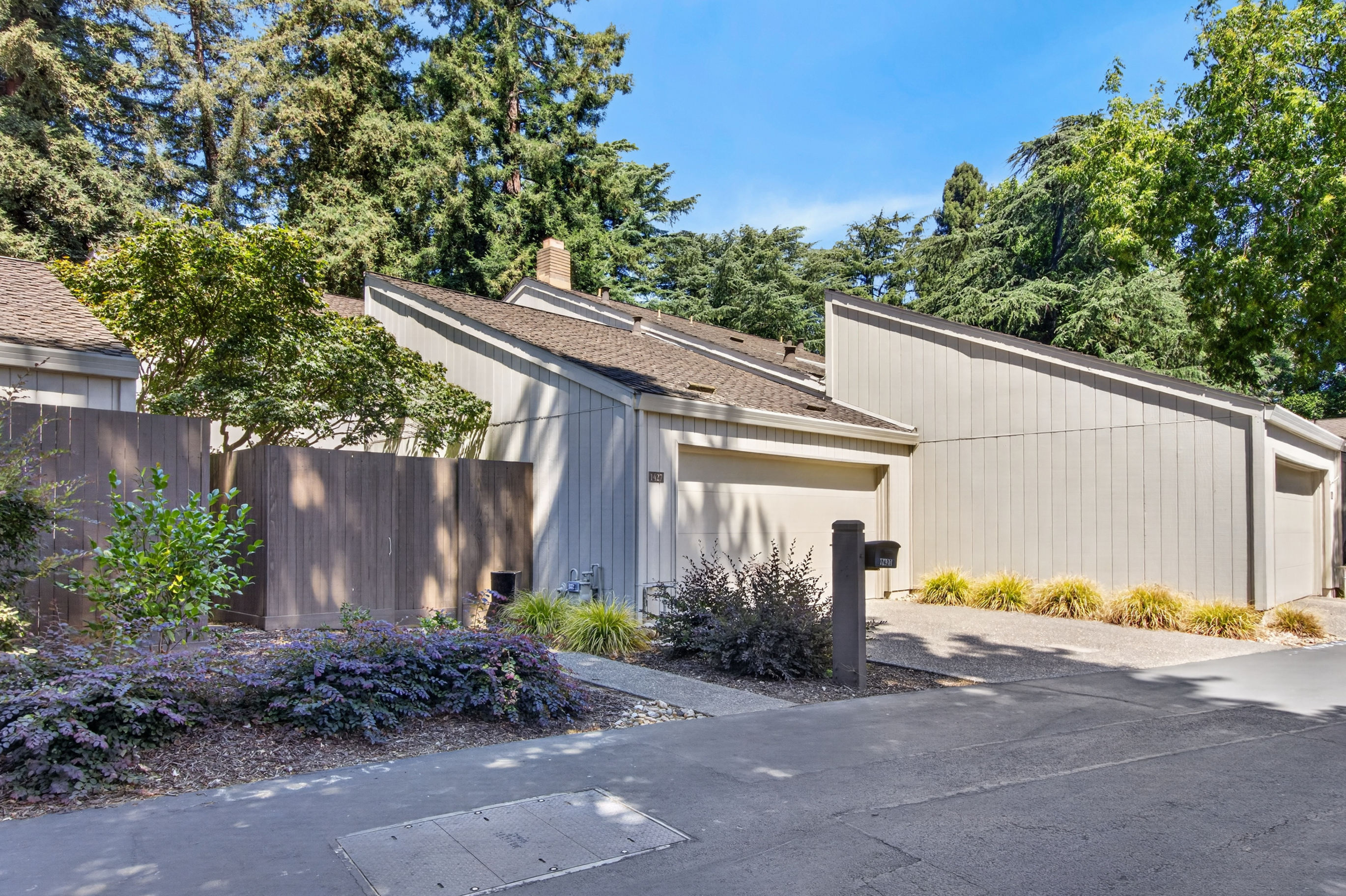  1427 Commons Drive, Sacramento, CA 95825 - 物件實景