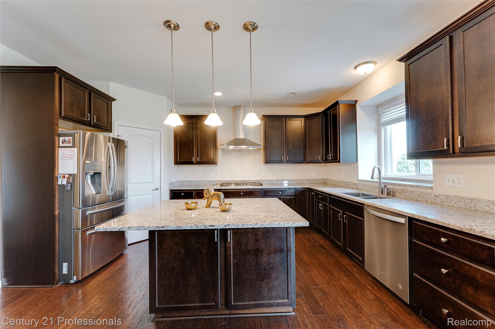 Canton, Michigan, 48187, United States, 5 Bedrooms Bedrooms, ,6 BathroomsBathrooms,Residential,For Sale,1908049