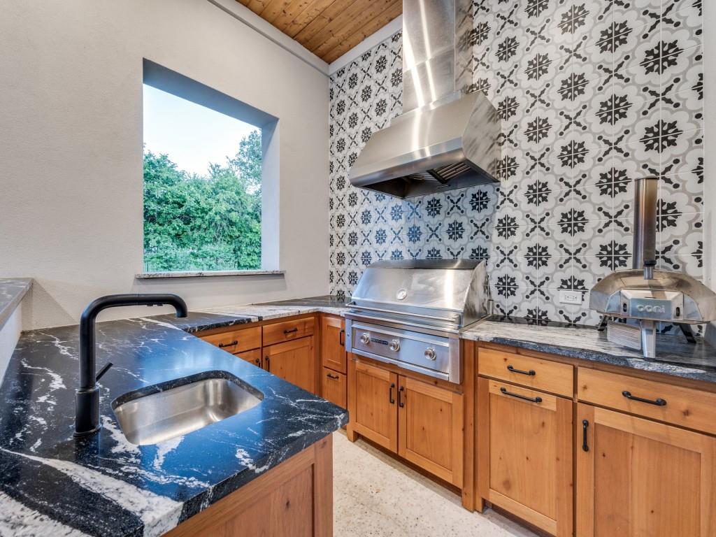 Fairview, Texas, 75069, United States, 4 Bedrooms Bedrooms, ,6 BathroomsBathrooms,Residential,For Sale,1976071