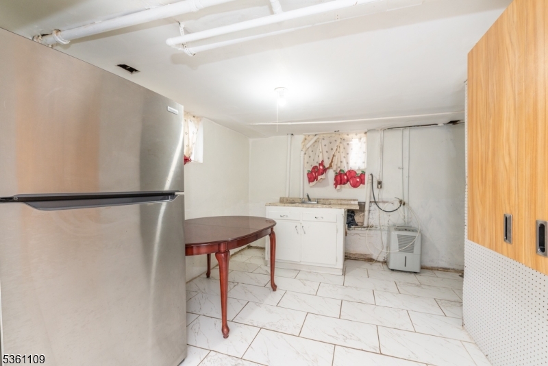 Prospect Park Boro, New Jersey, 07508-1904, United States, 5 Bedrooms Bedrooms, ,3 BathroomsBathrooms,Residential,For Sale,1879687