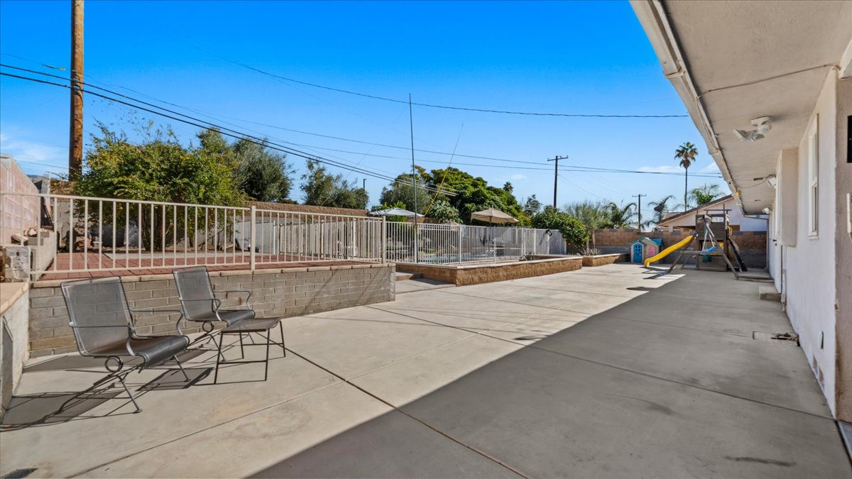 San Bernardino, California, 92404, United States, 3 Bedrooms Bedrooms, ,2 BathroomsBathrooms,Residential,For Sale,1990430