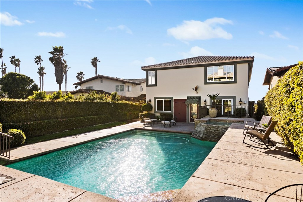 San Diego, California, 92107, United States, 6 Bedrooms Bedrooms, ,5 BathroomsBathrooms,Residential,For Sale,1843009