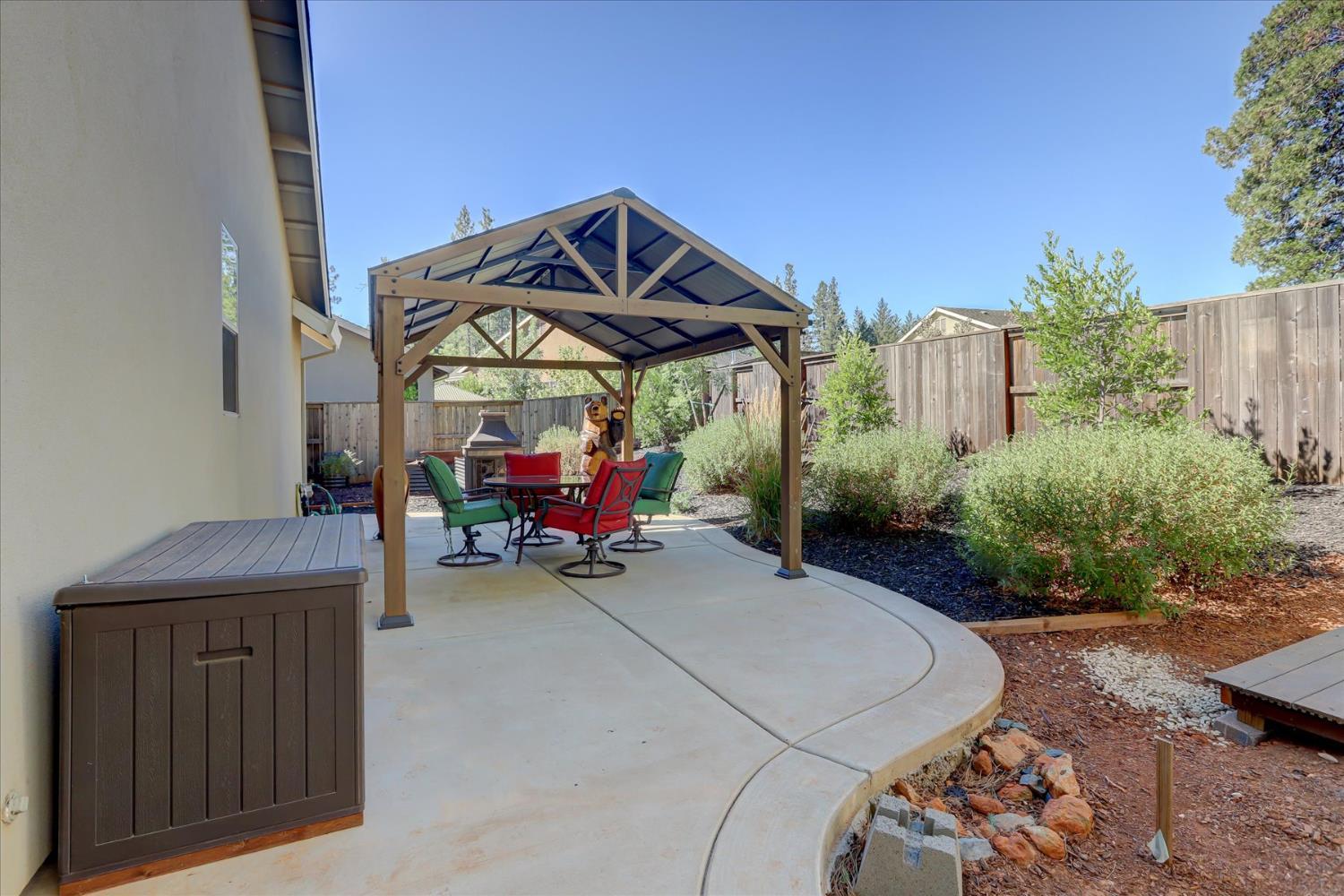 Grass Valley, California, 95945, United States, 4 Bedrooms Bedrooms, ,2 BathroomsBathrooms,Residential,For Sale,1937663