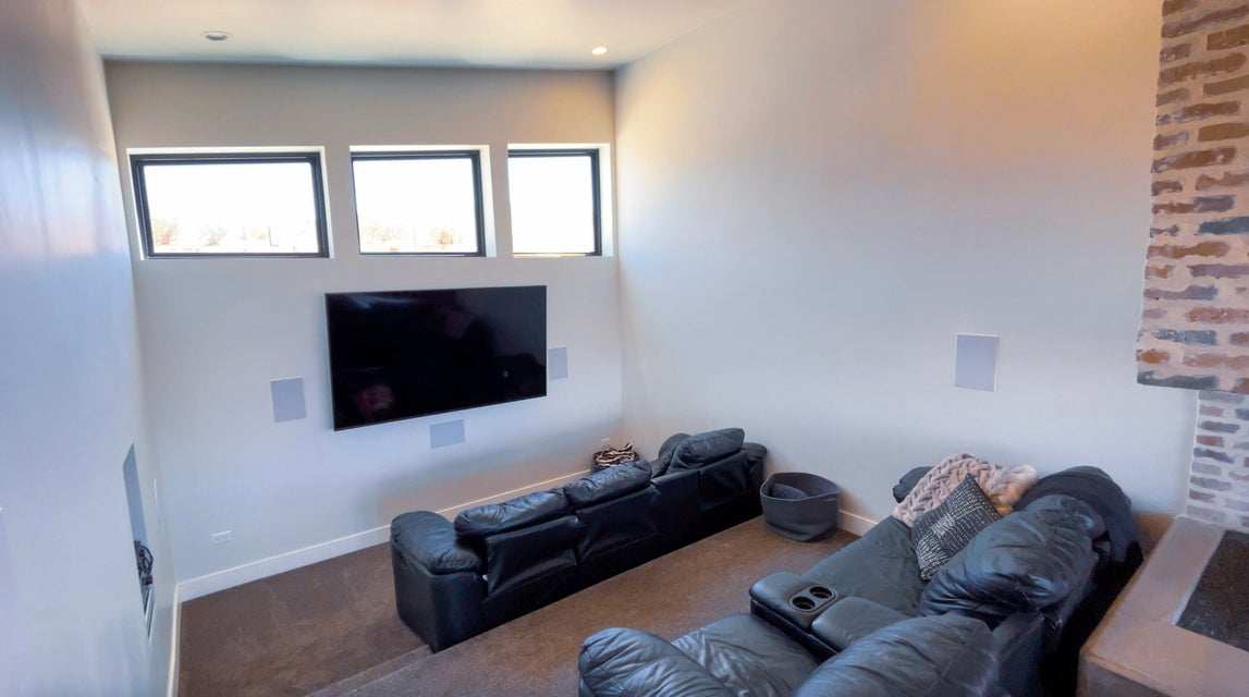 Washington, Utah, 84780, United States, 4 Bedrooms Bedrooms, ,4 BathroomsBathrooms,Residential,For Sale,1998221