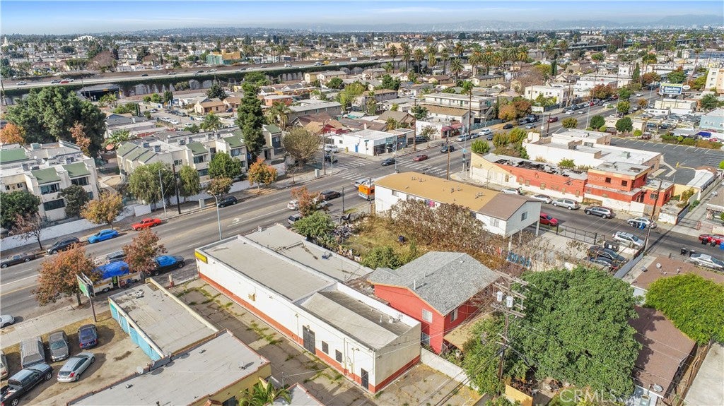 Los Angeles, California, 90003, United States, ,Residential,For Sale,1921001