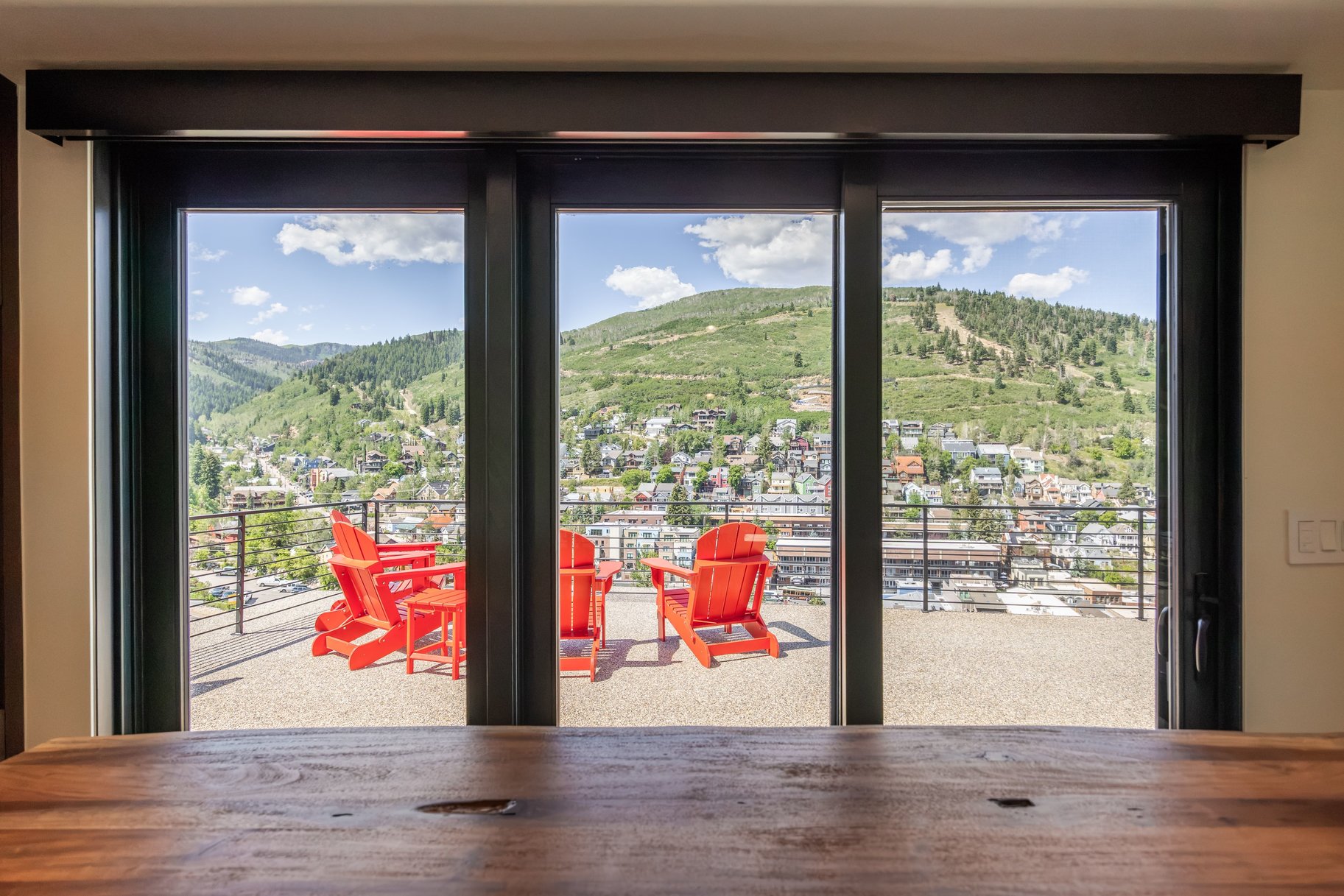 Mountain Modern Masterpiece with Sweeping Old Town and Ski Area Views - 物件實景