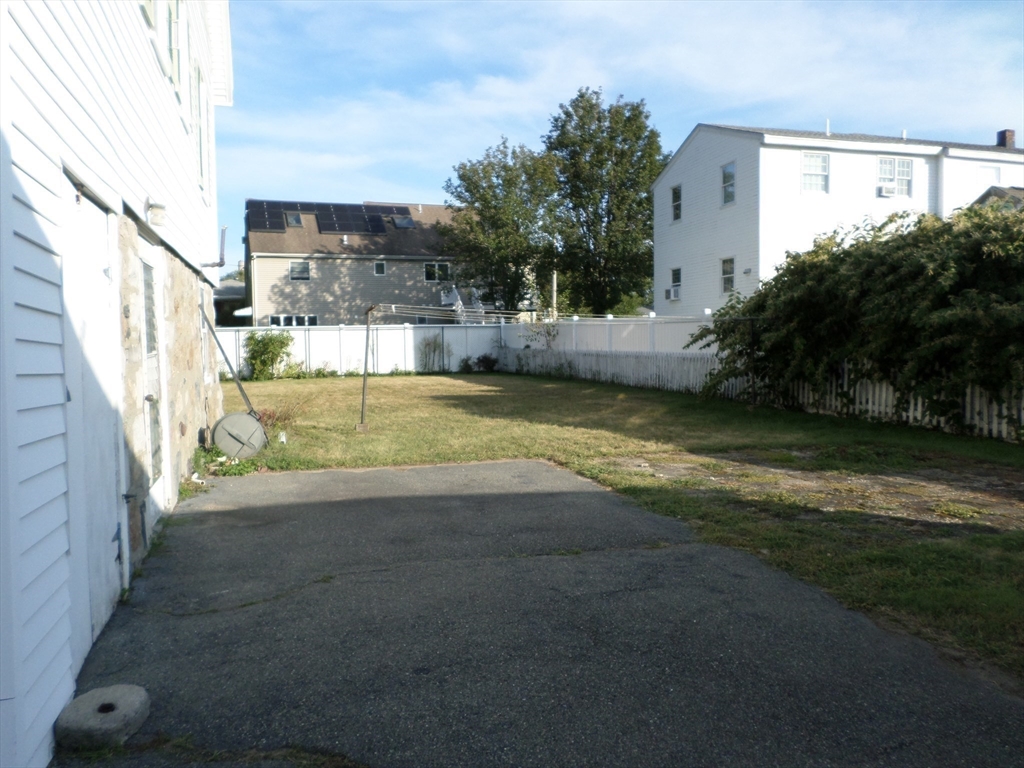 Saugus, Massachusetts, 01906, United States, 3 Bedrooms Bedrooms, ,2 BathroomsBathrooms,Residential,For Sale,1983401