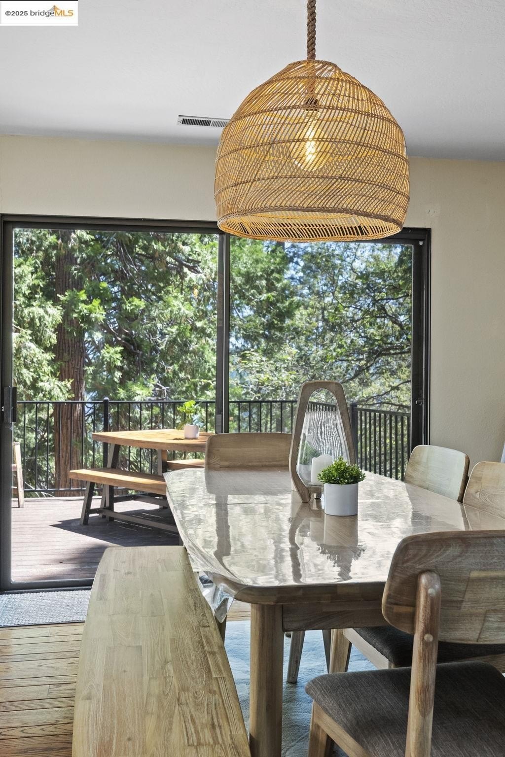 Mi Wuk Village, California, 95346, United States, 4 Bedrooms Bedrooms, ,3 BathroomsBathrooms,Residential,For Sale,1826710