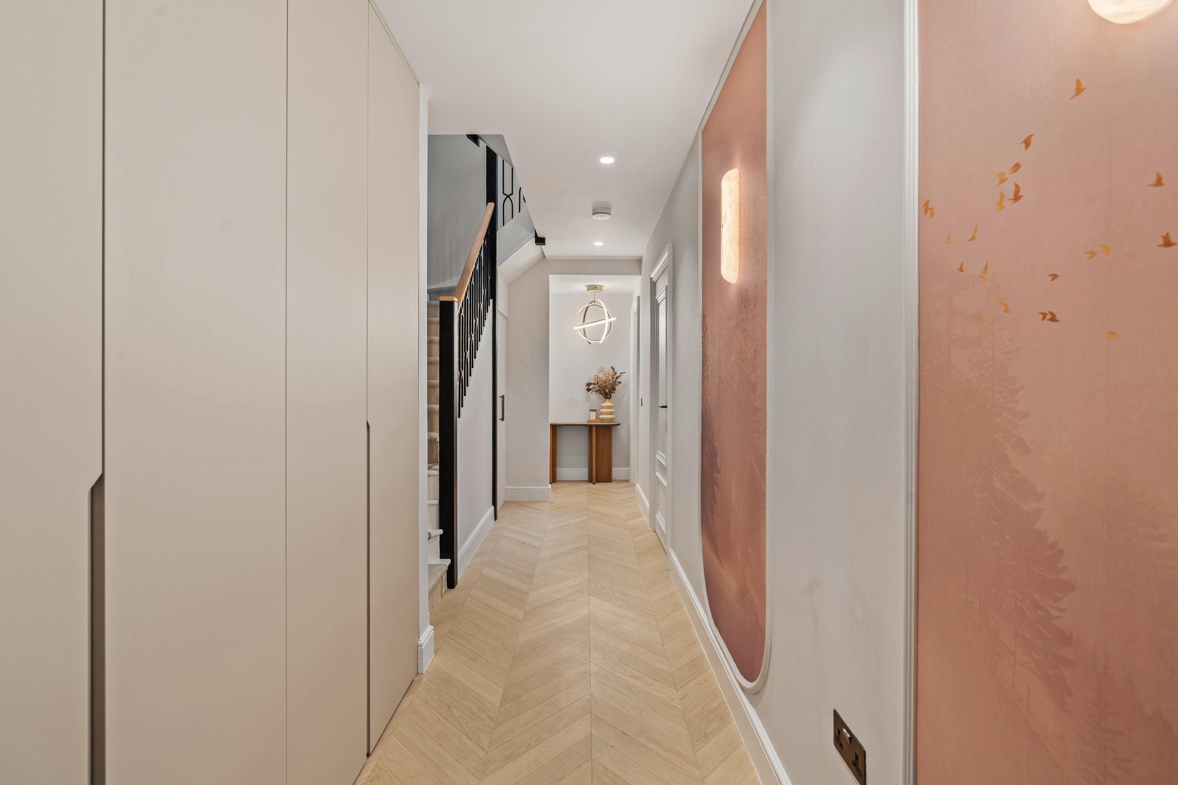  A Newly Refurbished Three-Bedroom Mews Home In Kensington - 物件實景