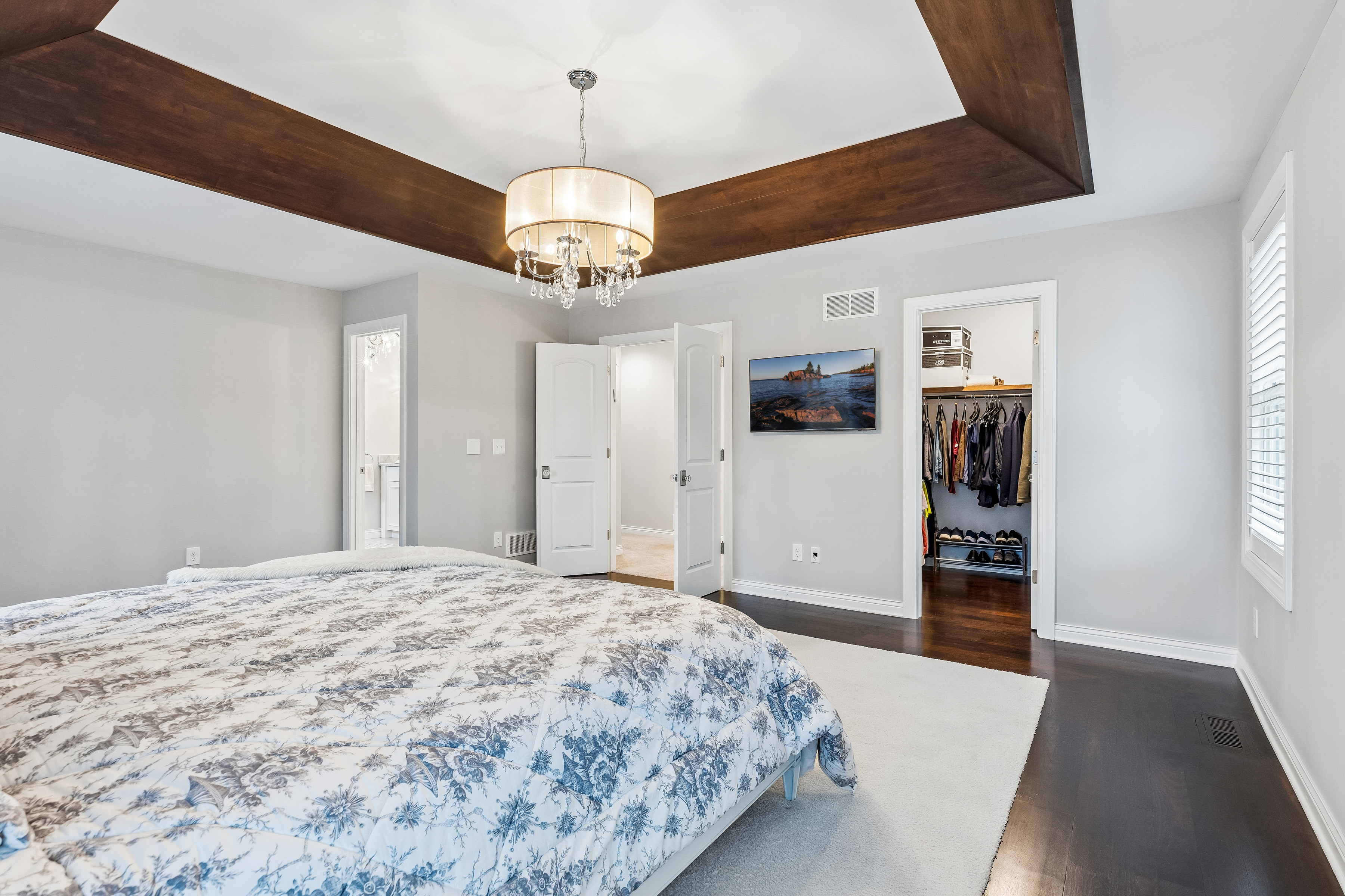  Elegant Living in Edina’s Yancey Park - 物件實景