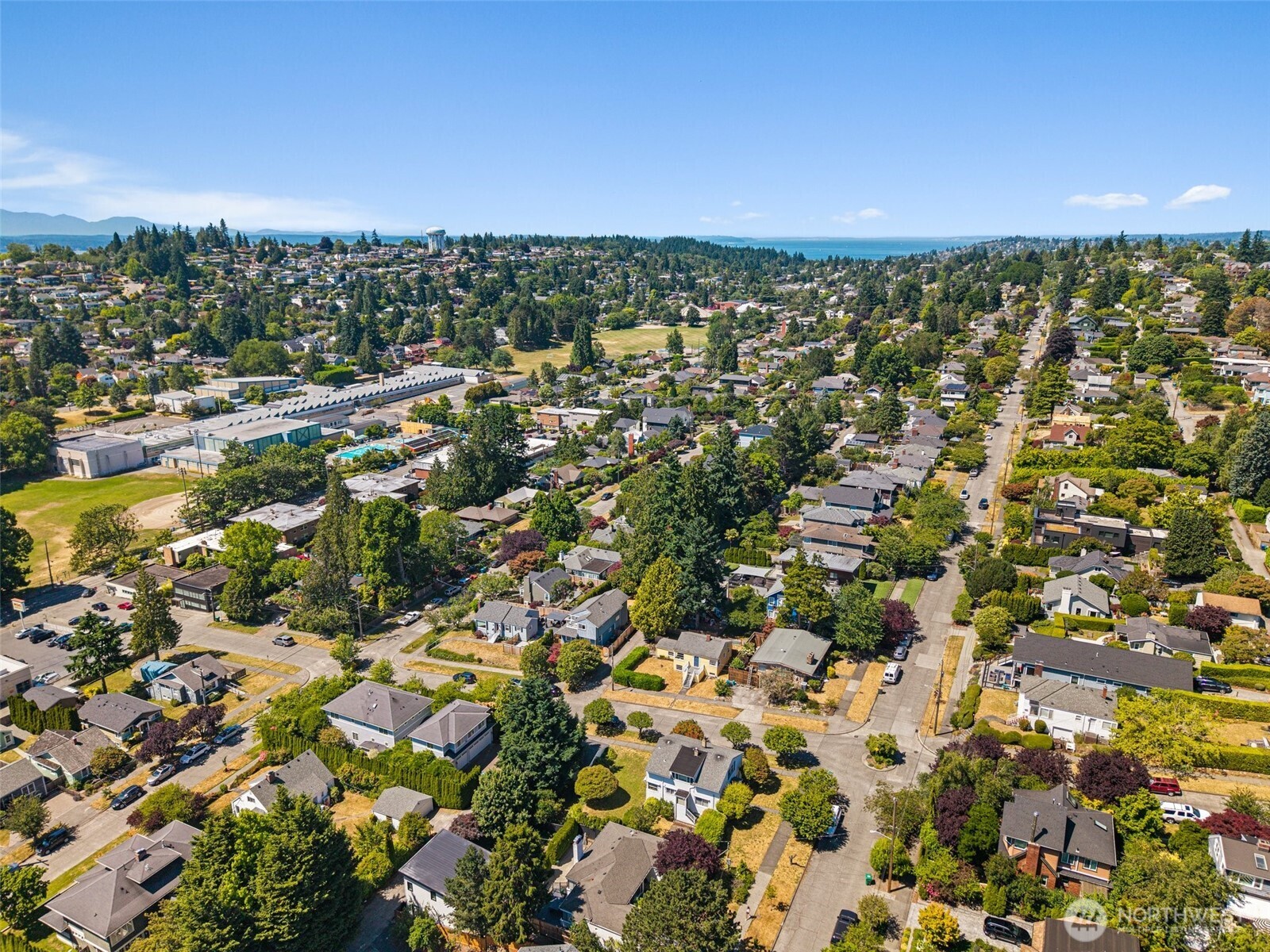 Seattle, Washington, 98199, United States, 2 Bedrooms Bedrooms, ,1 BathroomBathrooms,Residential,For Sale,1882851