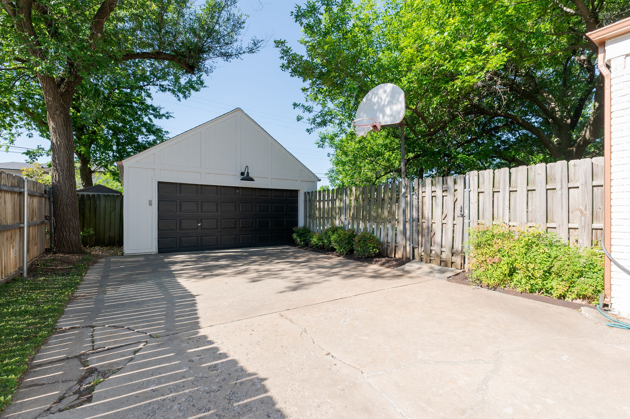  1108 West Wilshire Boulevard, Nichols Hills, OK 73116 - 物件實景