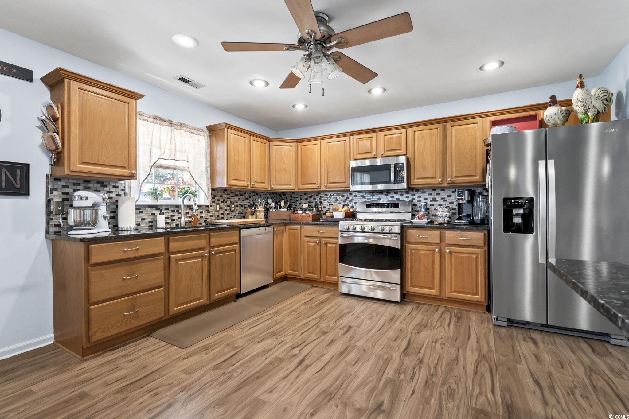 Murrells Inlet, South Carolina, 29576, United States, 5 Bedrooms Bedrooms, ,4 BathroomsBathrooms,Residential,For Sale,1988328