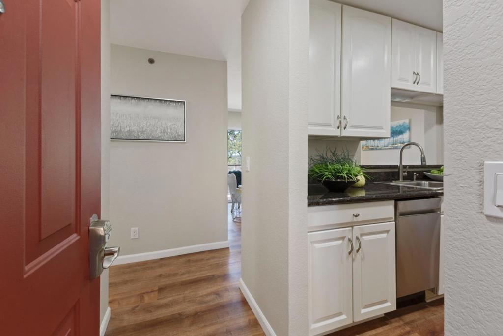 Hayward, California, 94544, United States, 2 Bedrooms Bedrooms, ,2 BathroomsBathrooms,Residential,For Sale,1983988