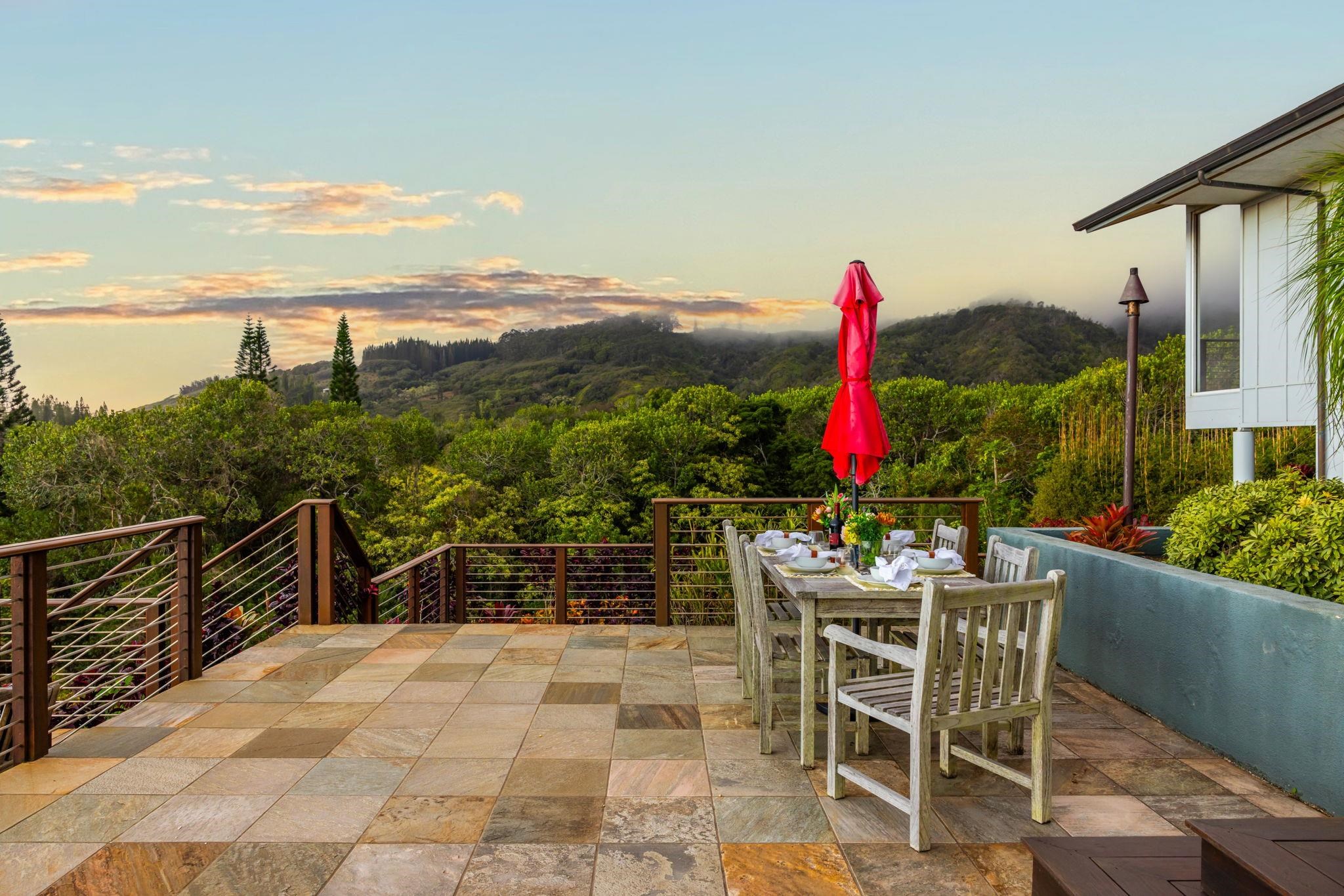 Wailuku, Hawaii, 96793, United States, 4 Bedrooms Bedrooms, ,6 BathroomsBathrooms,Residential,For Sale,1998194