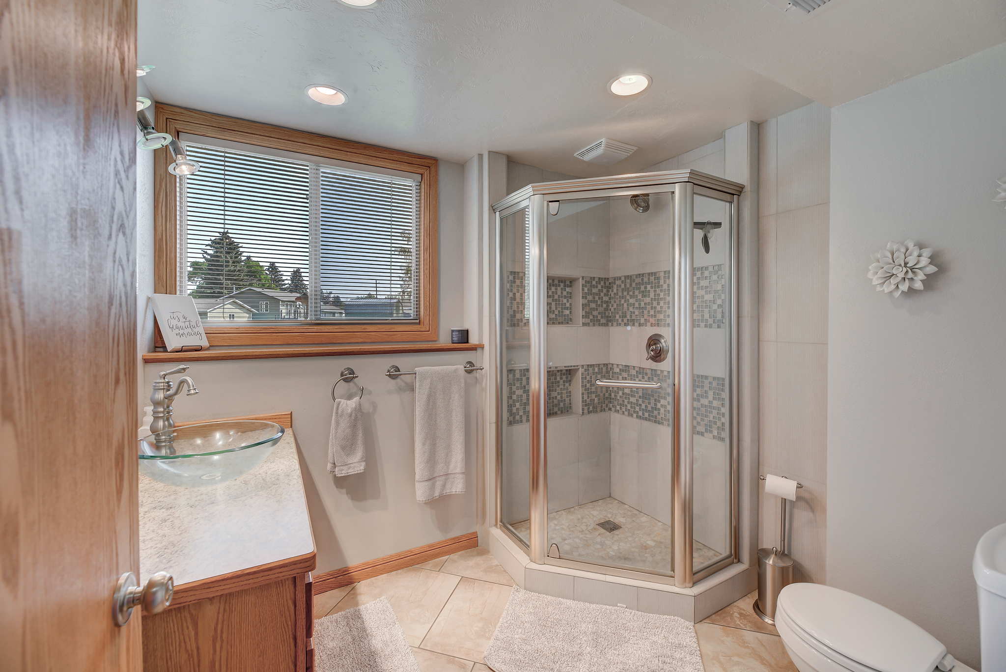 Helena, Montana, 59602, United States, 4 Bedrooms Bedrooms, ,3 BathroomsBathrooms,Residential,For Sale,1983426