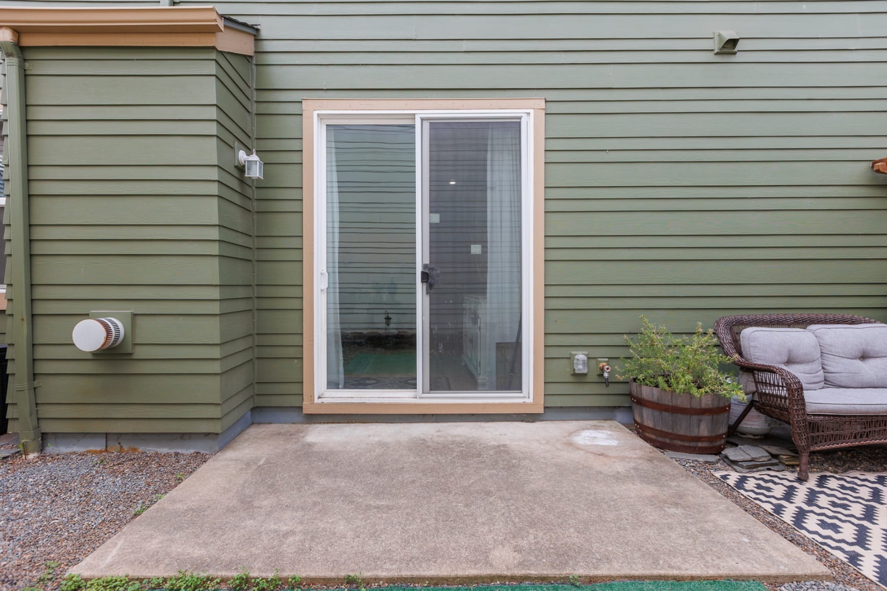  1653 RILEY LN Eugene, OR 97402 - 物件實景