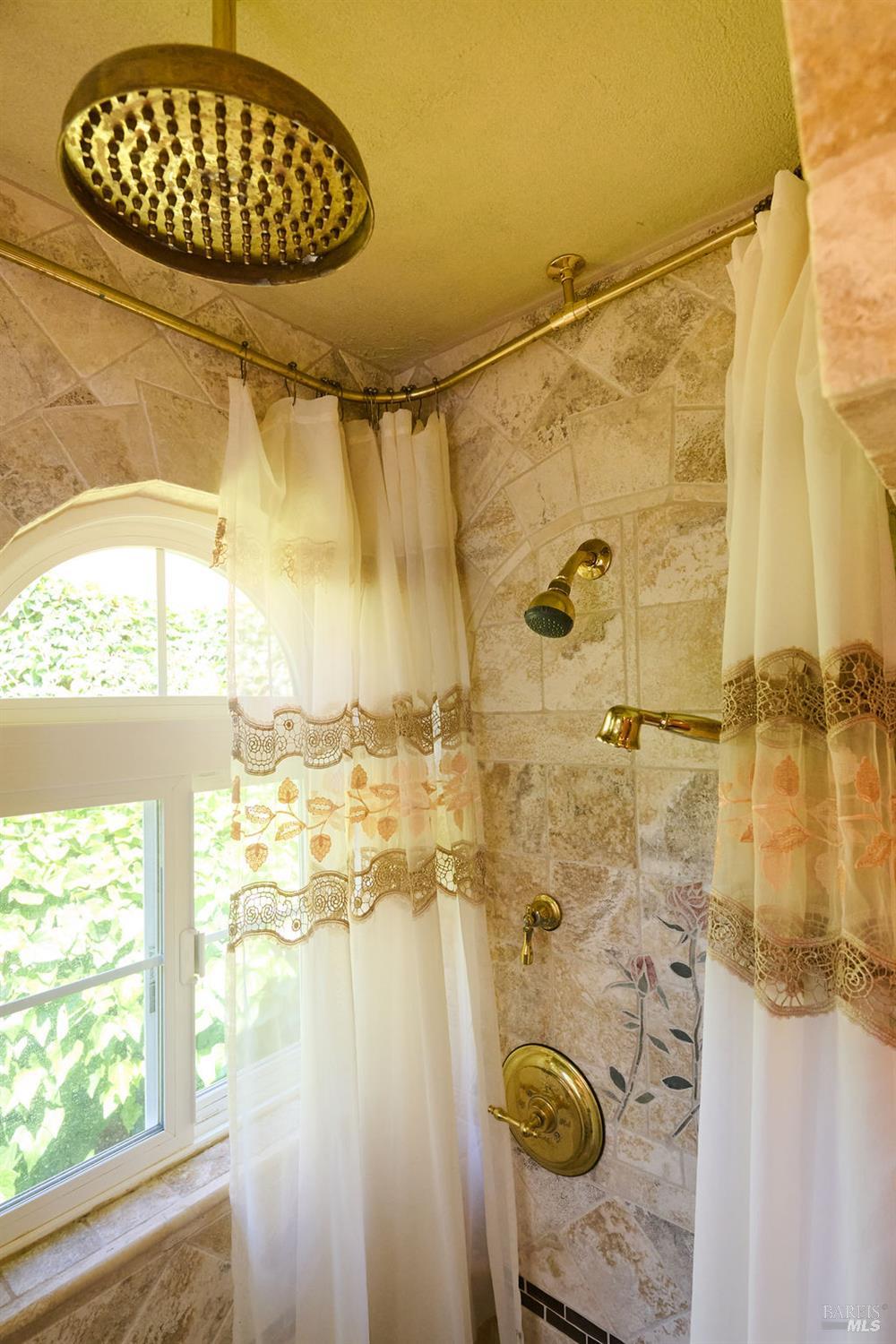 Redwood Valley, California, 95470-8010, United States, 3 Bedrooms Bedrooms, ,2 BathroomsBathrooms,Residential,For Sale,1984443