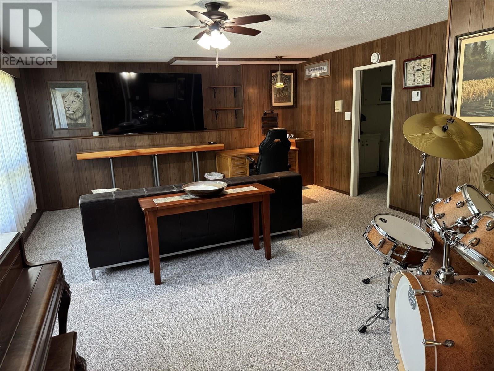 KAMLOOPS, British Columbia, V2C 4P7, CA, 4 Bedrooms Bedrooms, ,3 BathroomsBathrooms,Residential,For Sale,1858047