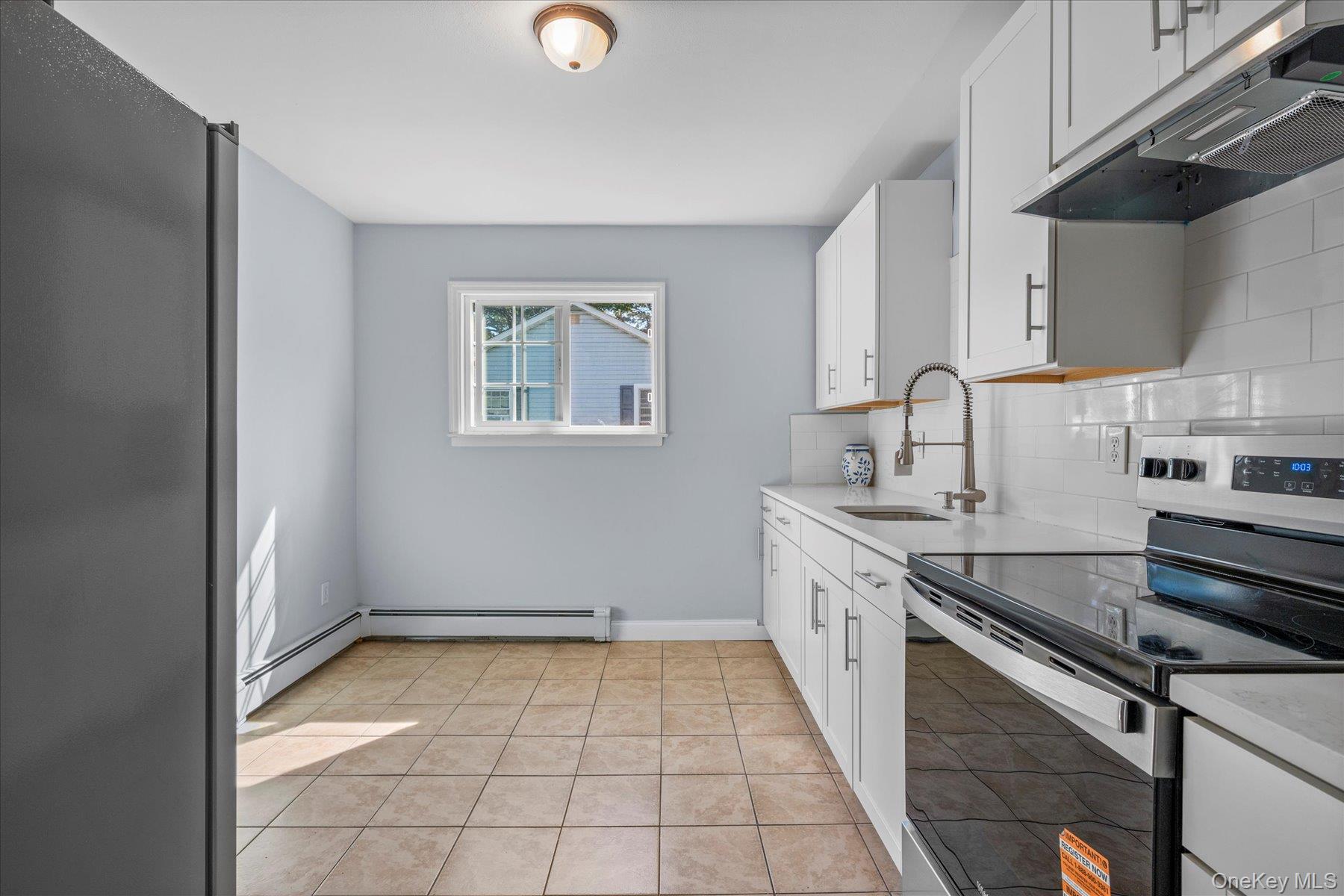 Mastic, New York, 11950, United States, 5 Bedrooms Bedrooms, ,2 BathroomsBathrooms,Residential,For Sale,1902791