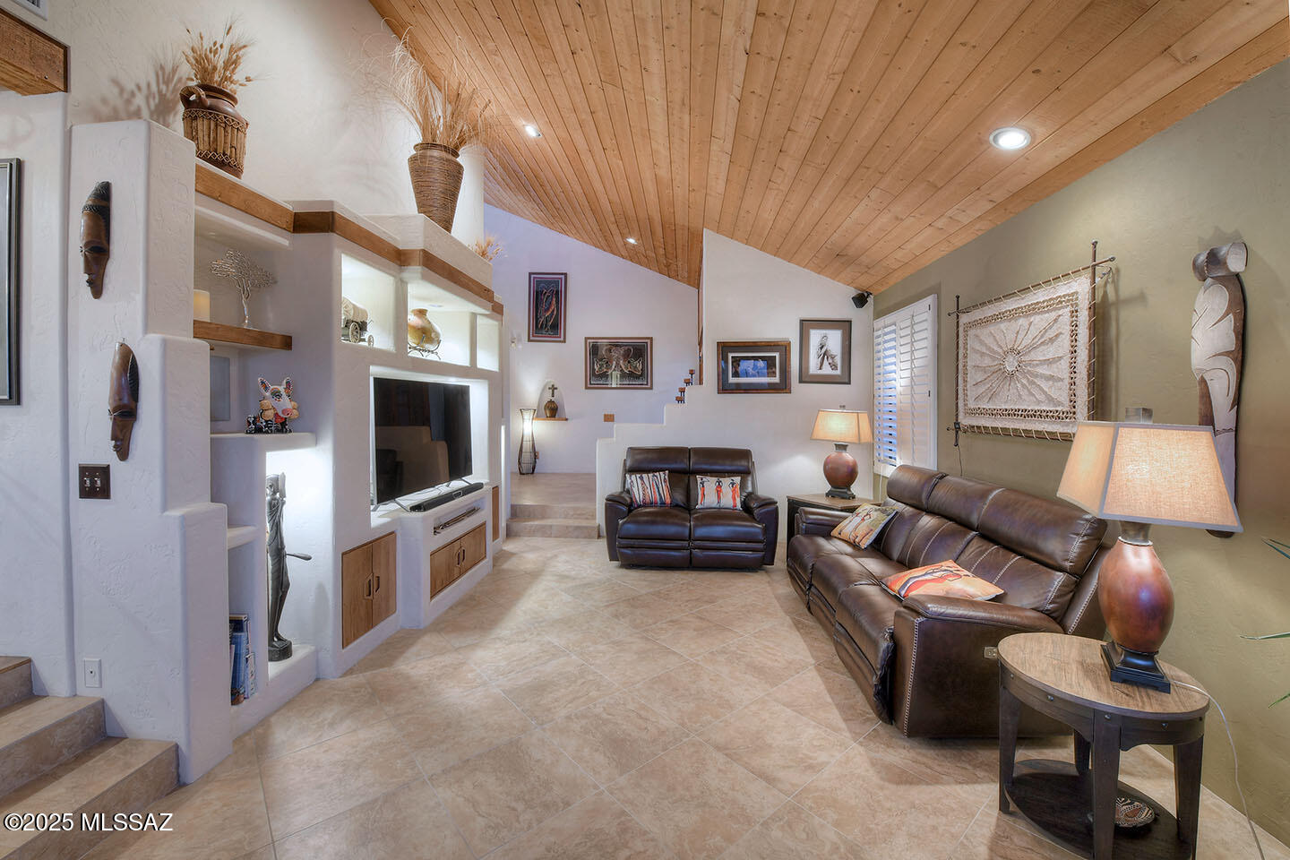 Tucson, Arizona, 85745, United States, 3 Bedrooms Bedrooms, ,3 BathroomsBathrooms,Residential,For Sale,1989628