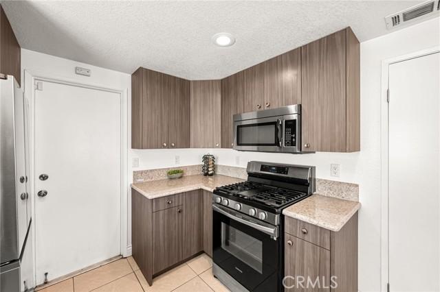 Temecula, California, 92591, United States, 3 Bedrooms Bedrooms, ,3 BathroomsBathrooms,Residential,For Sale,1890325