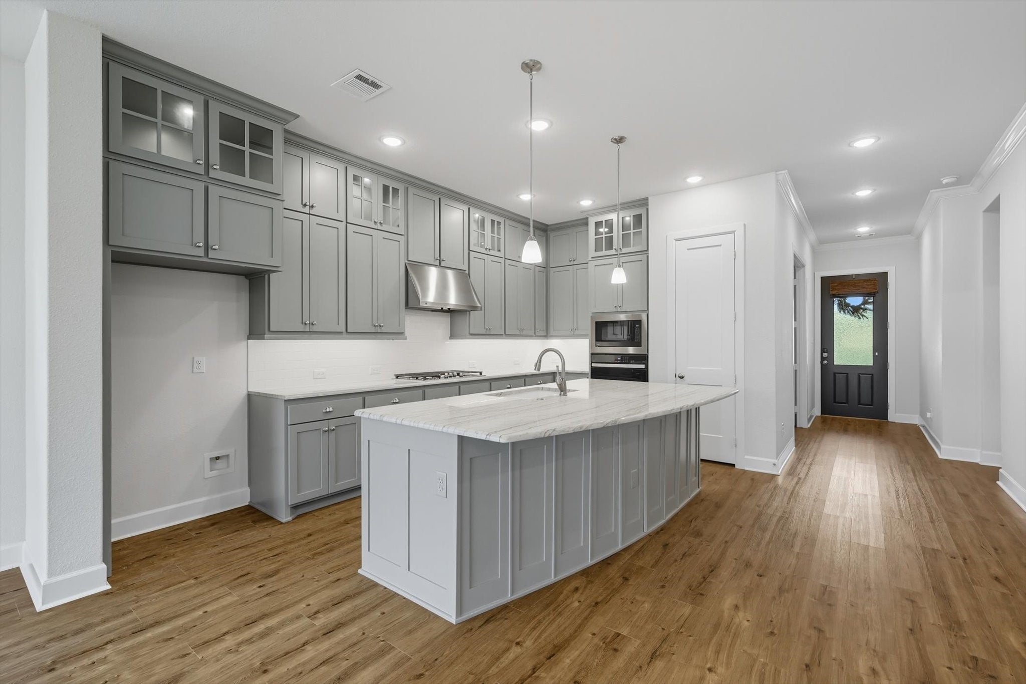 Arlington, Texas, 76005, United States, 2 Bedrooms Bedrooms, ,2 BathroomsBathrooms,Residential,For Sale,1981286