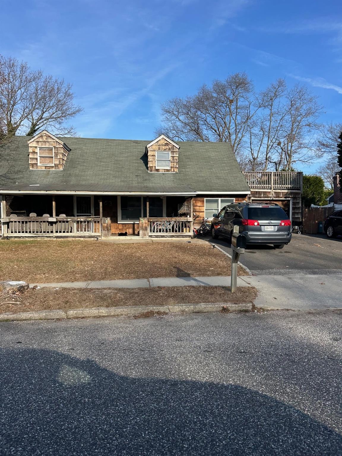 Port Jefferson Station, New York, 11776, United States, 5 Bedrooms Bedrooms, ,2 BathroomsBathrooms,Residential,For Sale,1937148