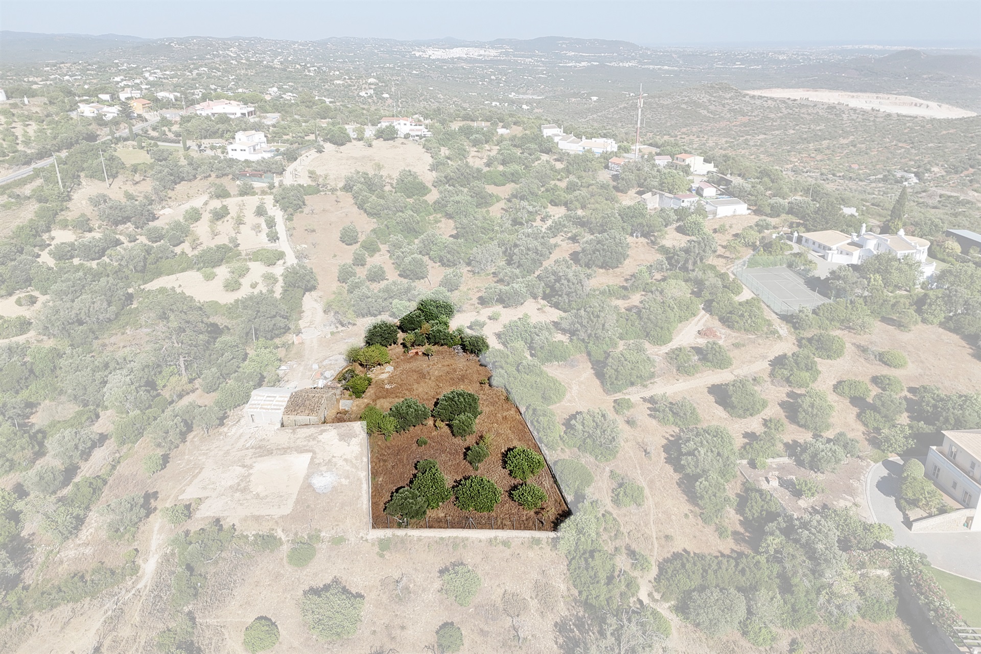  Terreno com ruina for Sale - 物件實景