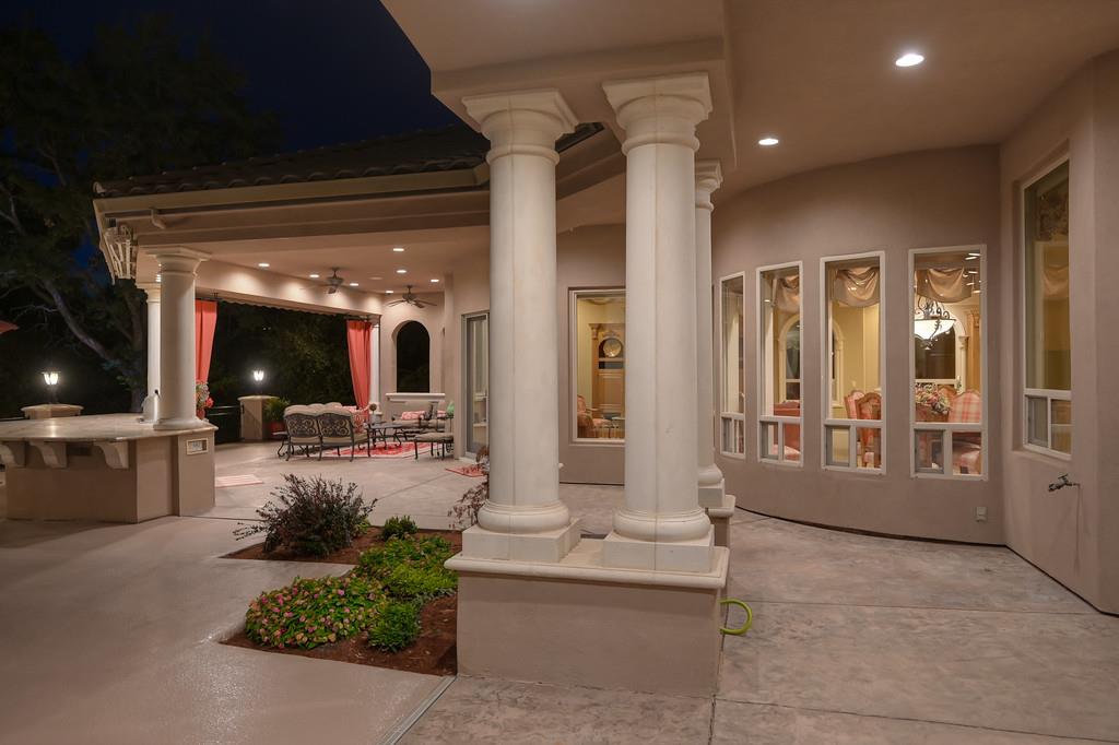 El Dorado Hills, California, 95762, United States, 4 Bedrooms Bedrooms, ,6 BathroomsBathrooms,Residential,For Sale,1958434