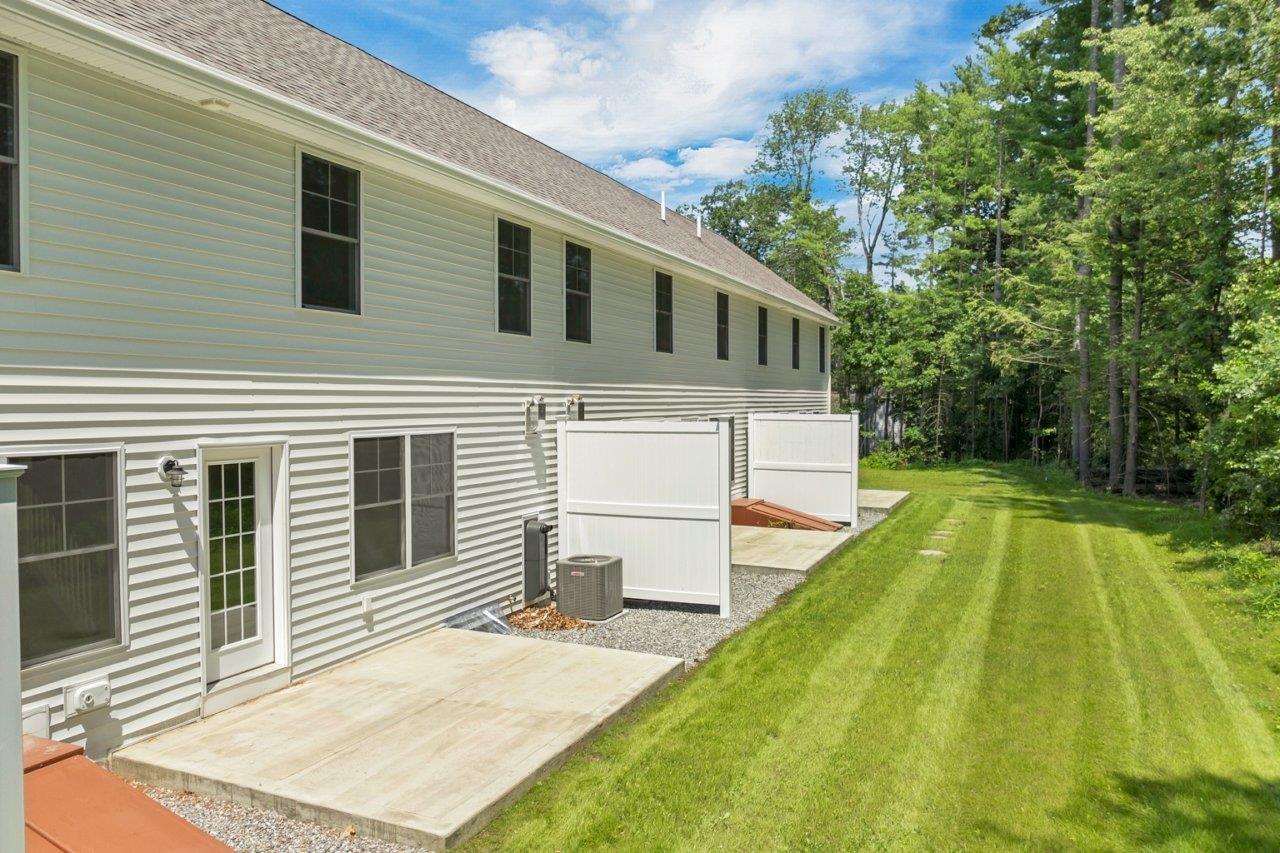Litchfield, New Hampshire, 03052, United States, 3 Bedrooms Bedrooms, ,2 BathroomsBathrooms,Residential,For Sale,1860040