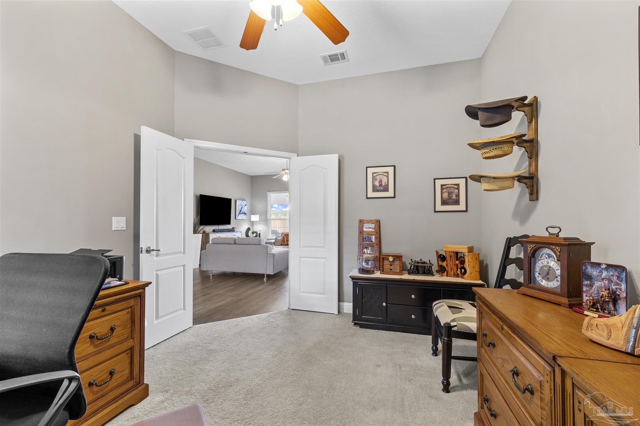 Navarre, Florida, 32566, United States, 4 Bedrooms Bedrooms, ,3 BathroomsBathrooms,Residential,For Sale,1924675