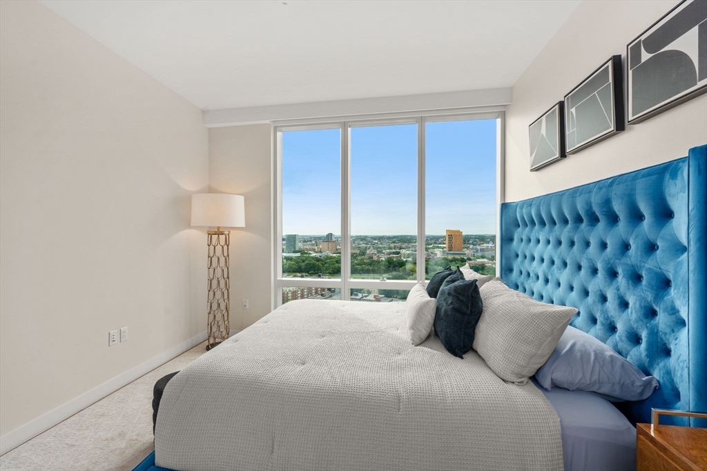 Boston, Massachusetts, 02215, United States, 2 Bedrooms Bedrooms, ,2 BathroomsBathrooms,Residential,For Sale,1941933