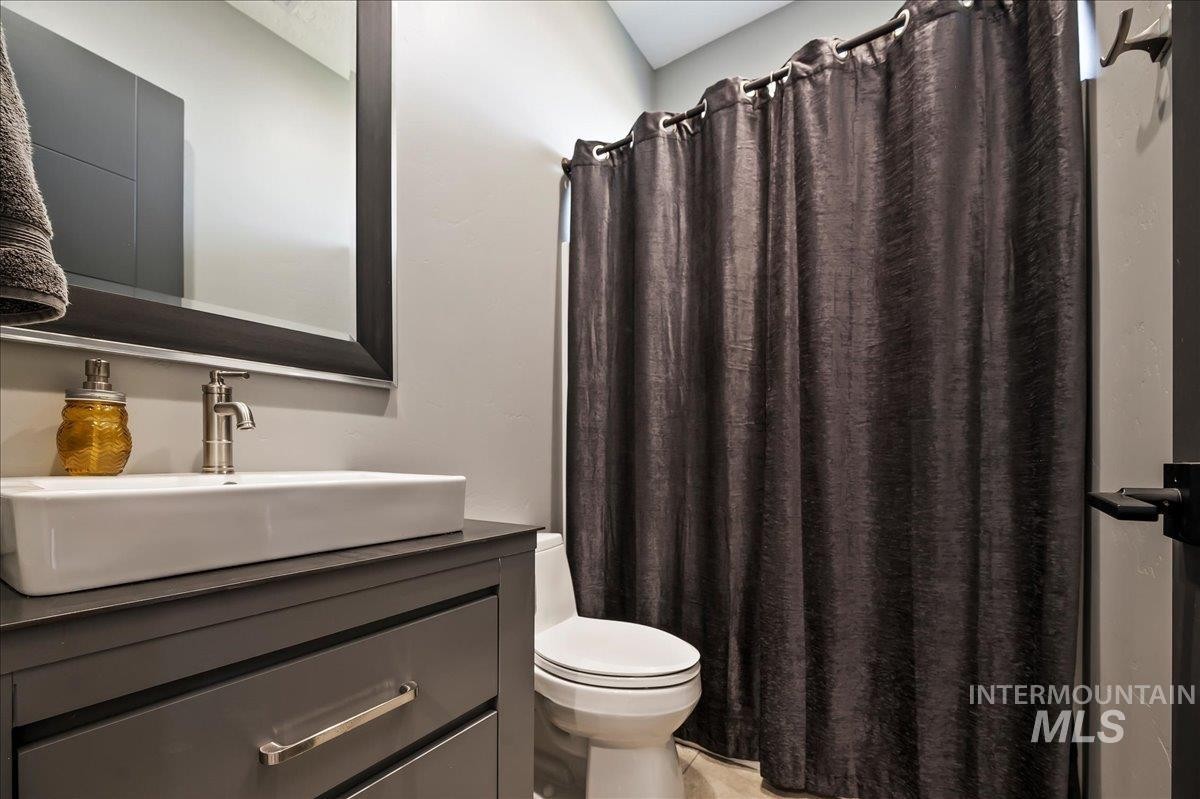 4580 S. Fenny Lane, Boise, Idaho, 83709, United States, 4 Bedrooms Bedrooms, ,3 BathroomsBathrooms,Residential,For Sale,4580 S. Fenny Lane,1434234