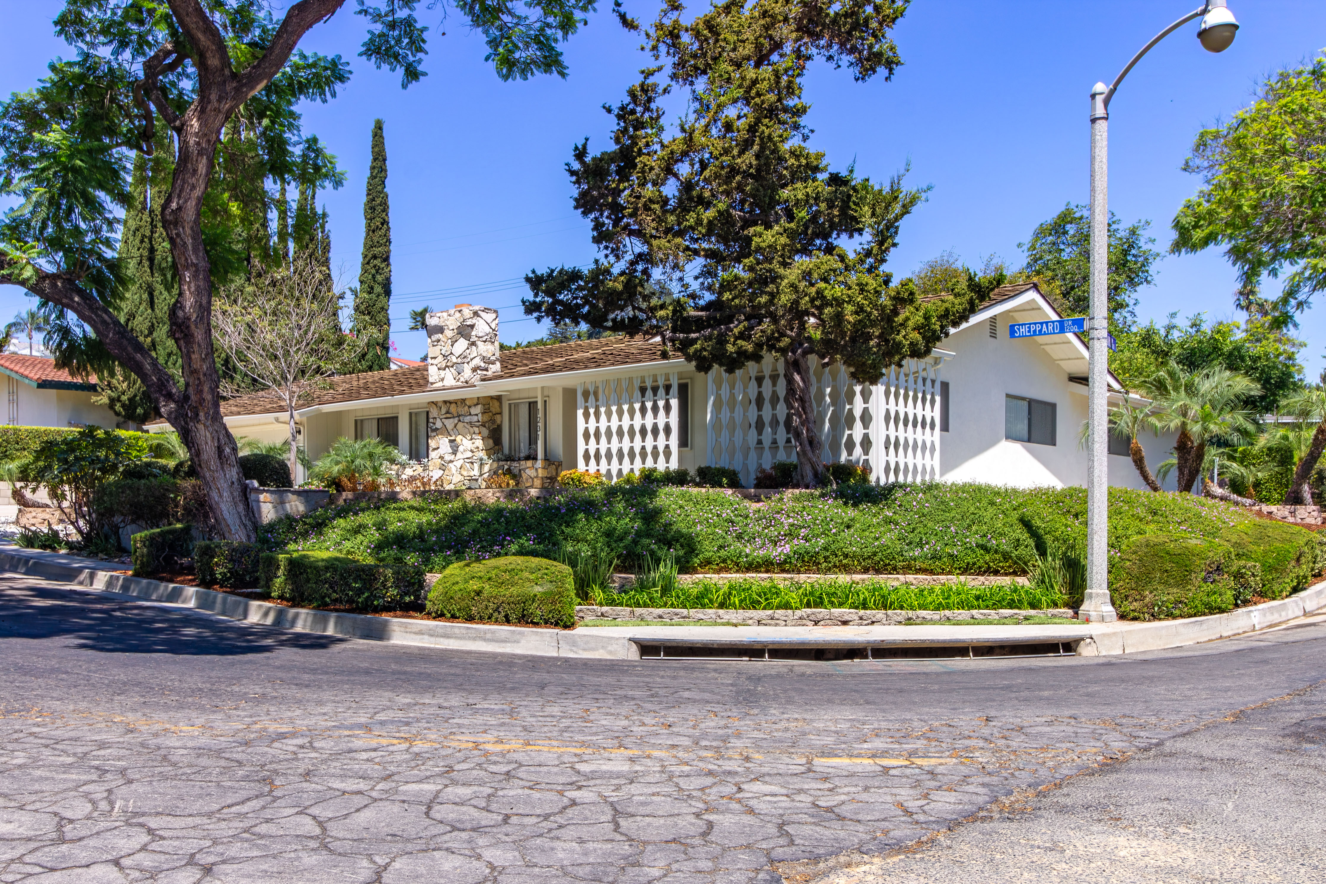 Fullerton, California, 92831, United States, 4 Bedrooms Bedrooms, ,1 BathroomBathrooms,Residential,For Sale,1915425