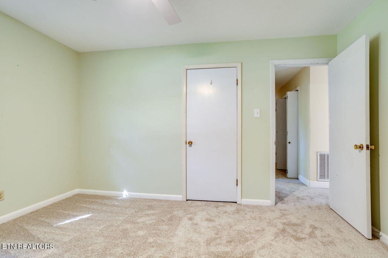 Knoxville, Tennessee, 37934, United States, 4 Bedrooms Bedrooms, ,2 BathroomsBathrooms,Residential,For Sale,2048398