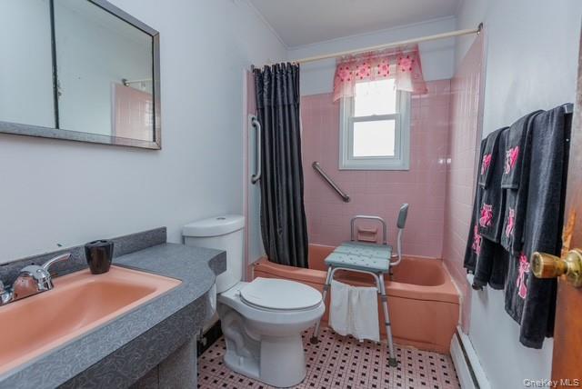 Smithtown, New York, 11787, United States, 3 Bedrooms Bedrooms, ,3 BathroomsBathrooms,Residential,For Sale,1992128