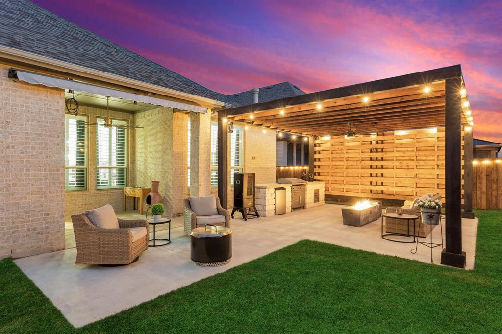 Fort Worth, Texas, 76052, United States, 4 Bedrooms Bedrooms, ,4 BathroomsBathrooms,Residential,For Sale,1960581