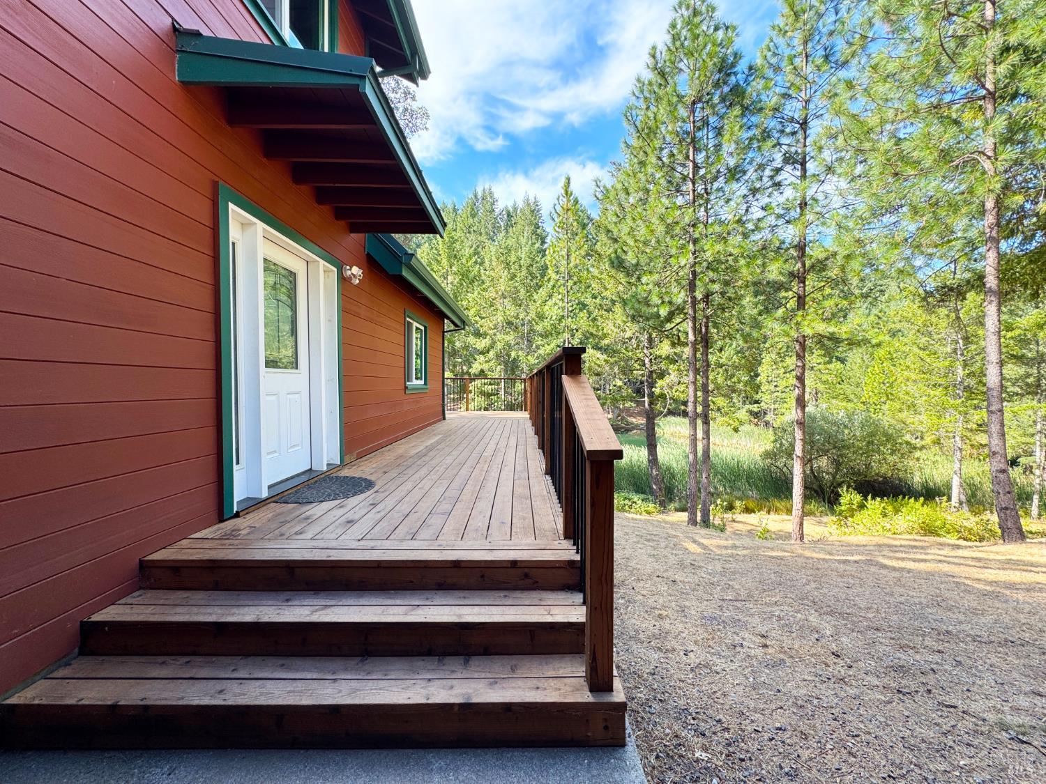 Willits, California, 95490, United States, 2 Bedrooms Bedrooms, ,2 BathroomsBathrooms,Residential,For Sale,1981529