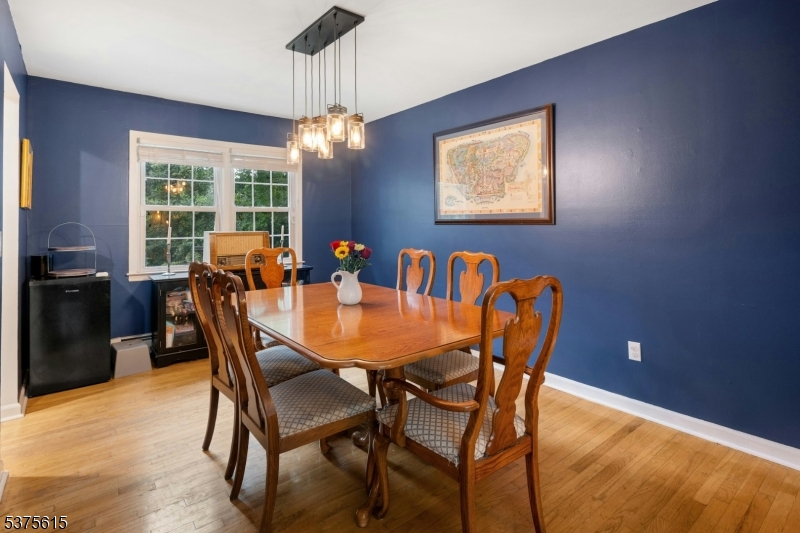Rockaway Boro, New Jersey, 07866, United States, 3 Bedrooms Bedrooms, ,3 BathroomsBathrooms,Residential,For Sale,1918524