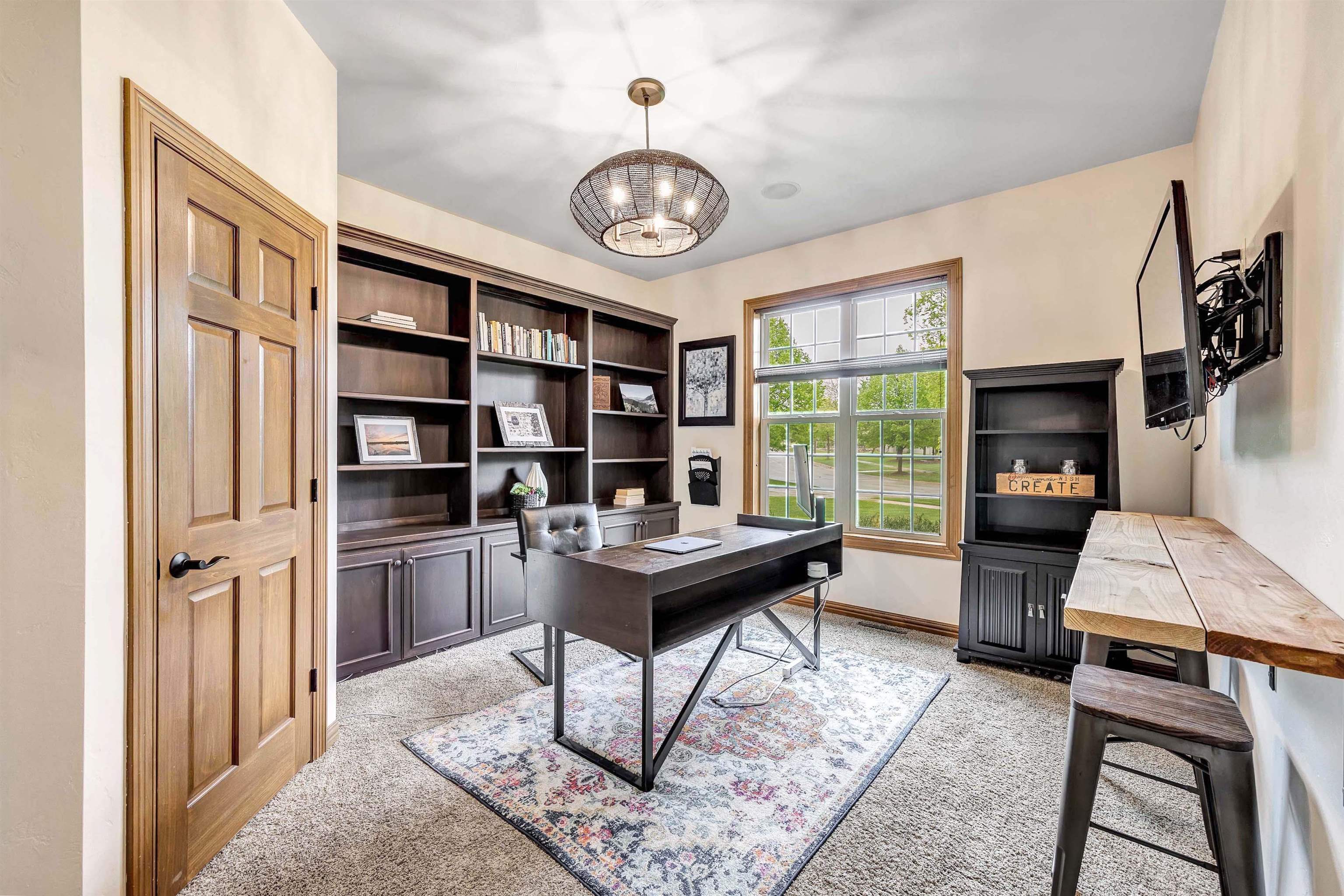 GREEN BAY, Wisconsin, 54313, United States, 5 Bedrooms Bedrooms, ,4 BathroomsBathrooms,Residential,For Sale,1911640