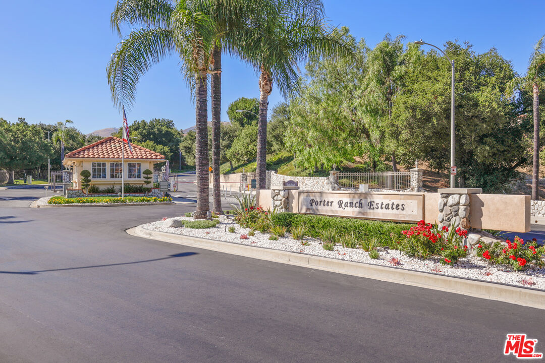 Porter Ranch, California, 91326, United States, 4 Bedrooms Bedrooms, ,3 BathroomsBathrooms,Residential,For Sale,1906036
