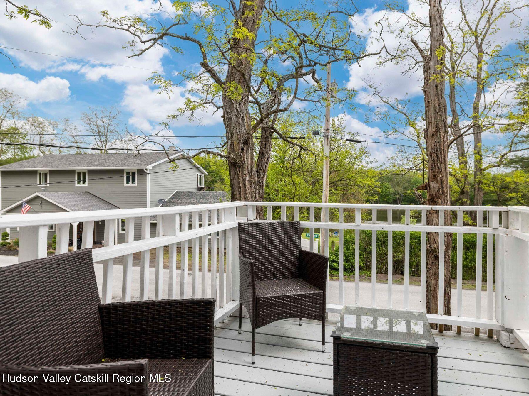 Cairo, New York, 12413, United States, 4 Bedrooms Bedrooms, ,4 BathroomsBathrooms,Residential,For Sale,1827248