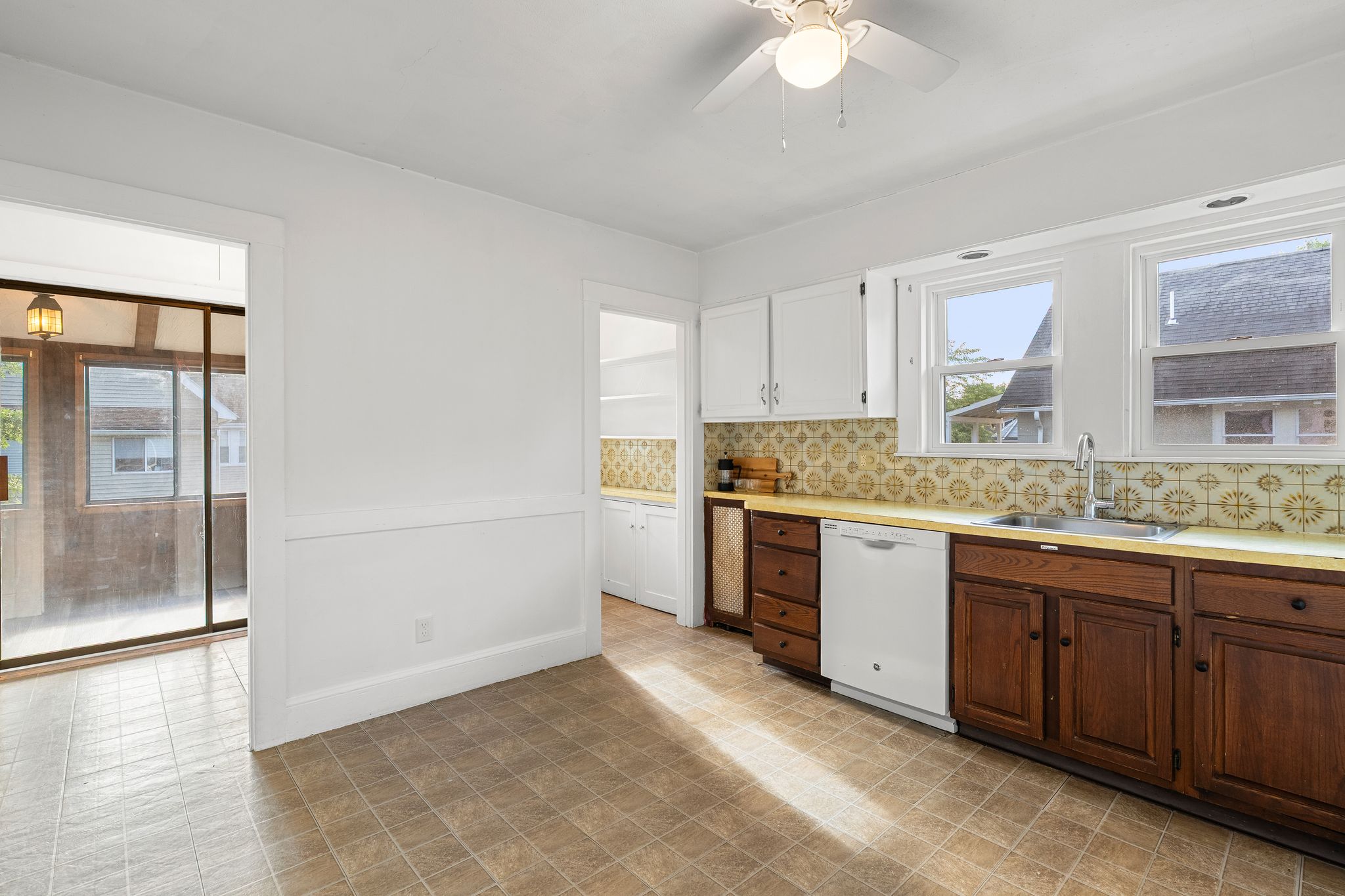  18-20 Parker Street, Arlington, MA, 02474 - 物件實景