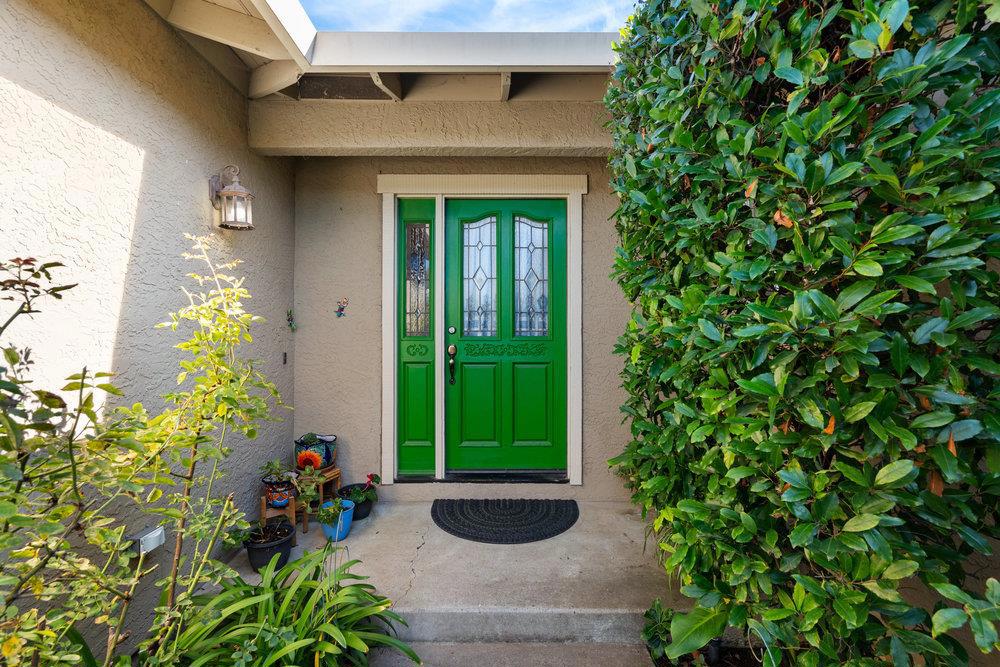 Hollister, California, 95023, United States, 4 Bedrooms Bedrooms, ,2 BathroomsBathrooms,Residential,For Sale,1990485