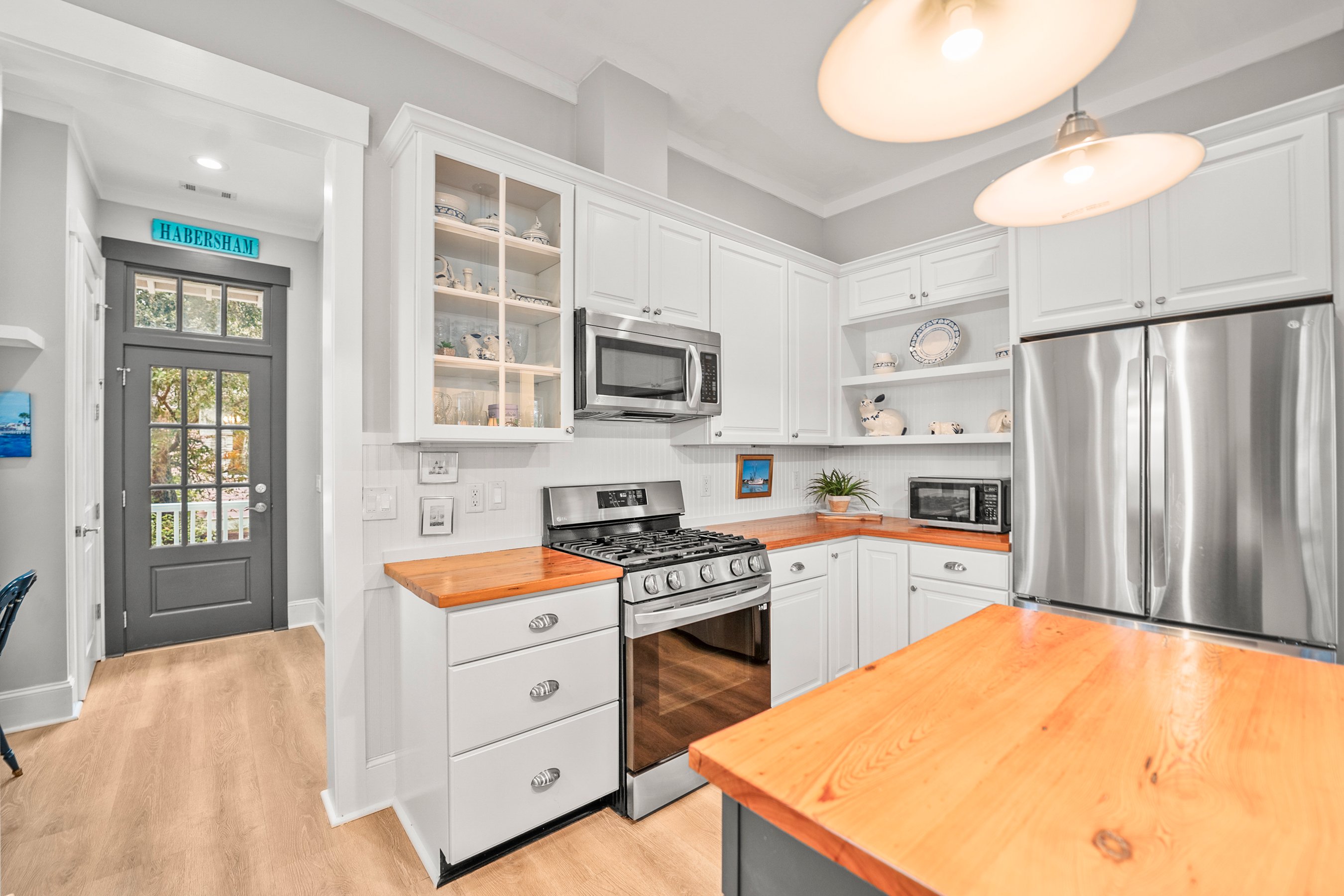 Beaufort, South Carolina, 29906, United States, 2 Bedrooms Bedrooms, ,2 BathroomsBathrooms,Residential,For Sale,1982171