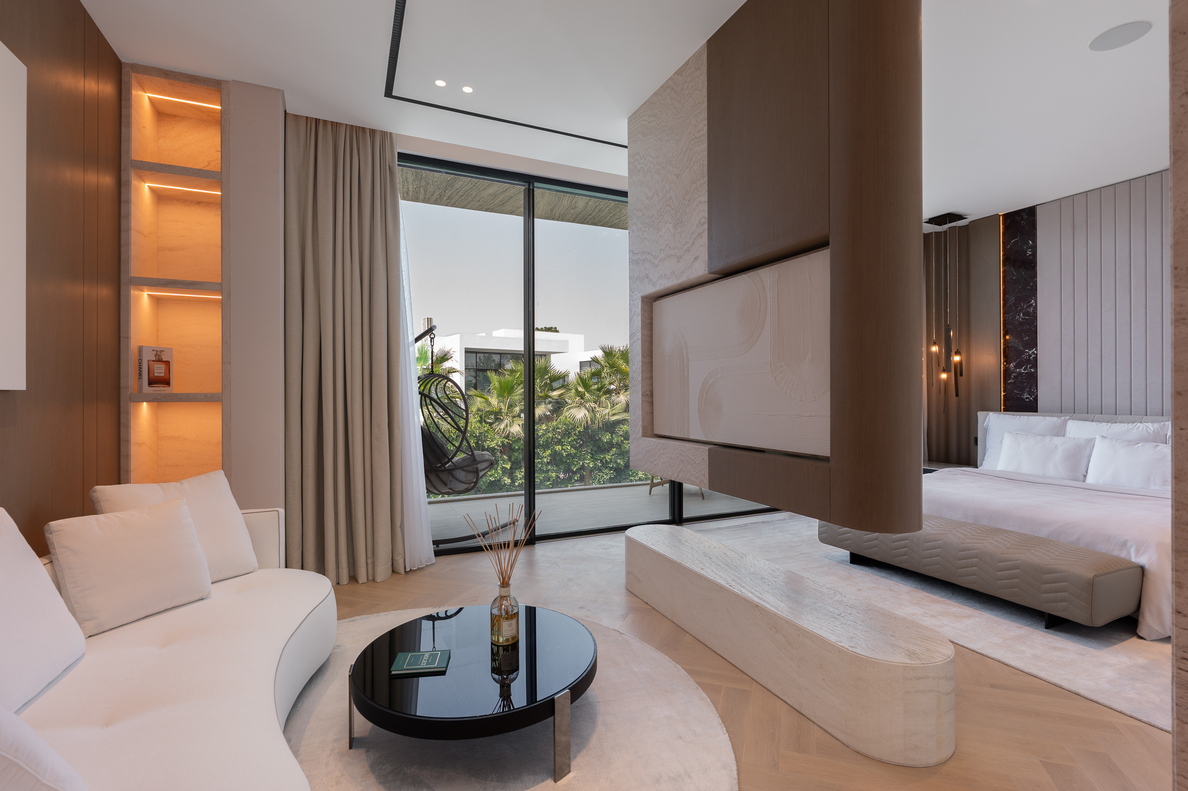  Outstanding Ready-to-Move Villa in Al Barari - 物件實景