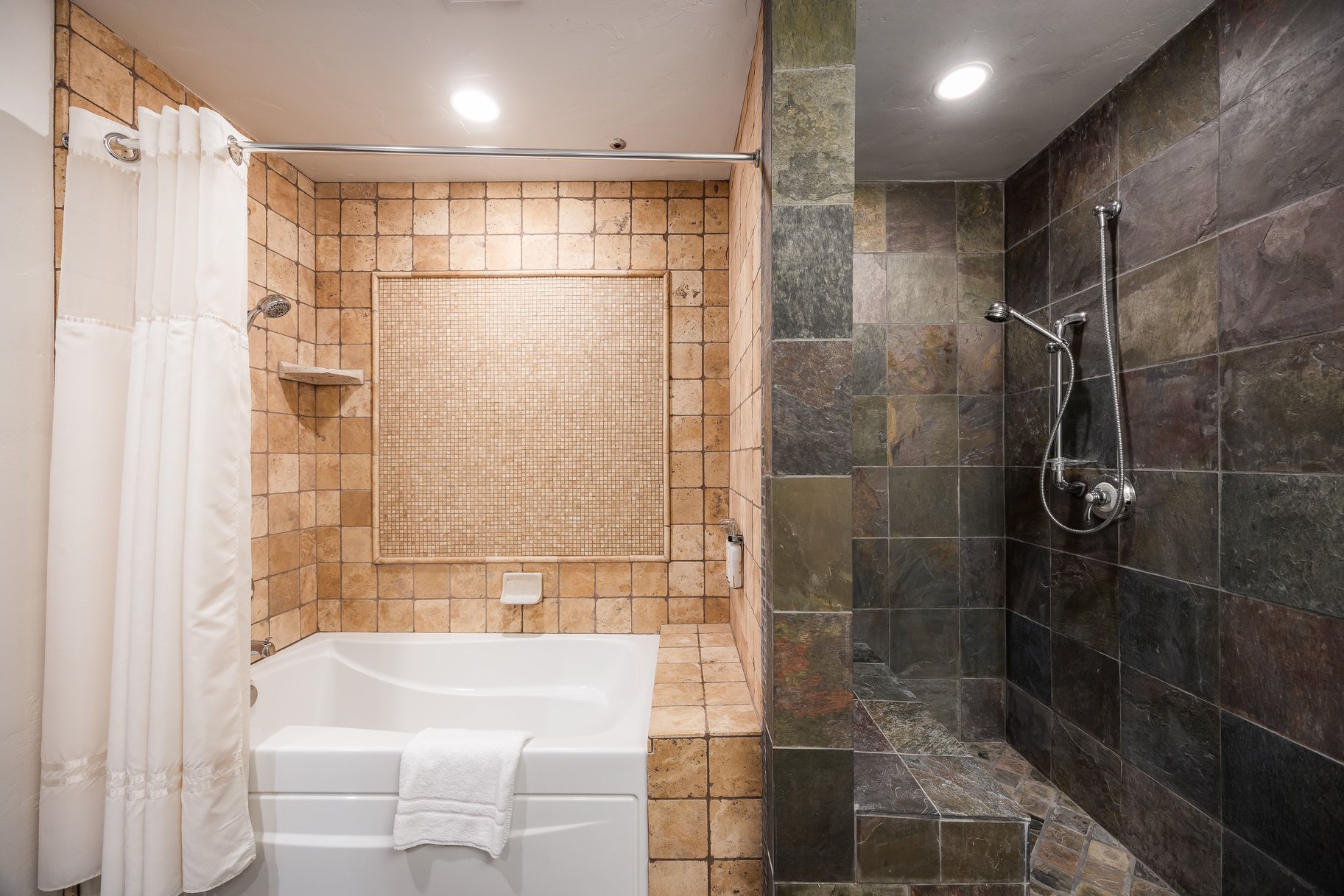  High-touch, 3Bd/4Ba Condotel In Deer Valley Resort