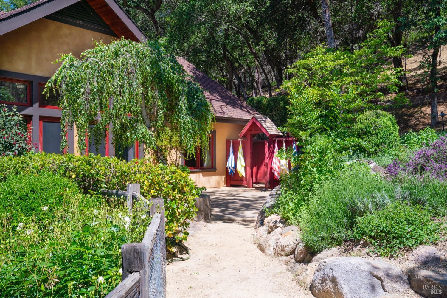 St. Helena, California, 94574, United States, 6 Bedrooms Bedrooms, ,8 BathroomsBathrooms,Residential,For Sale,1934239